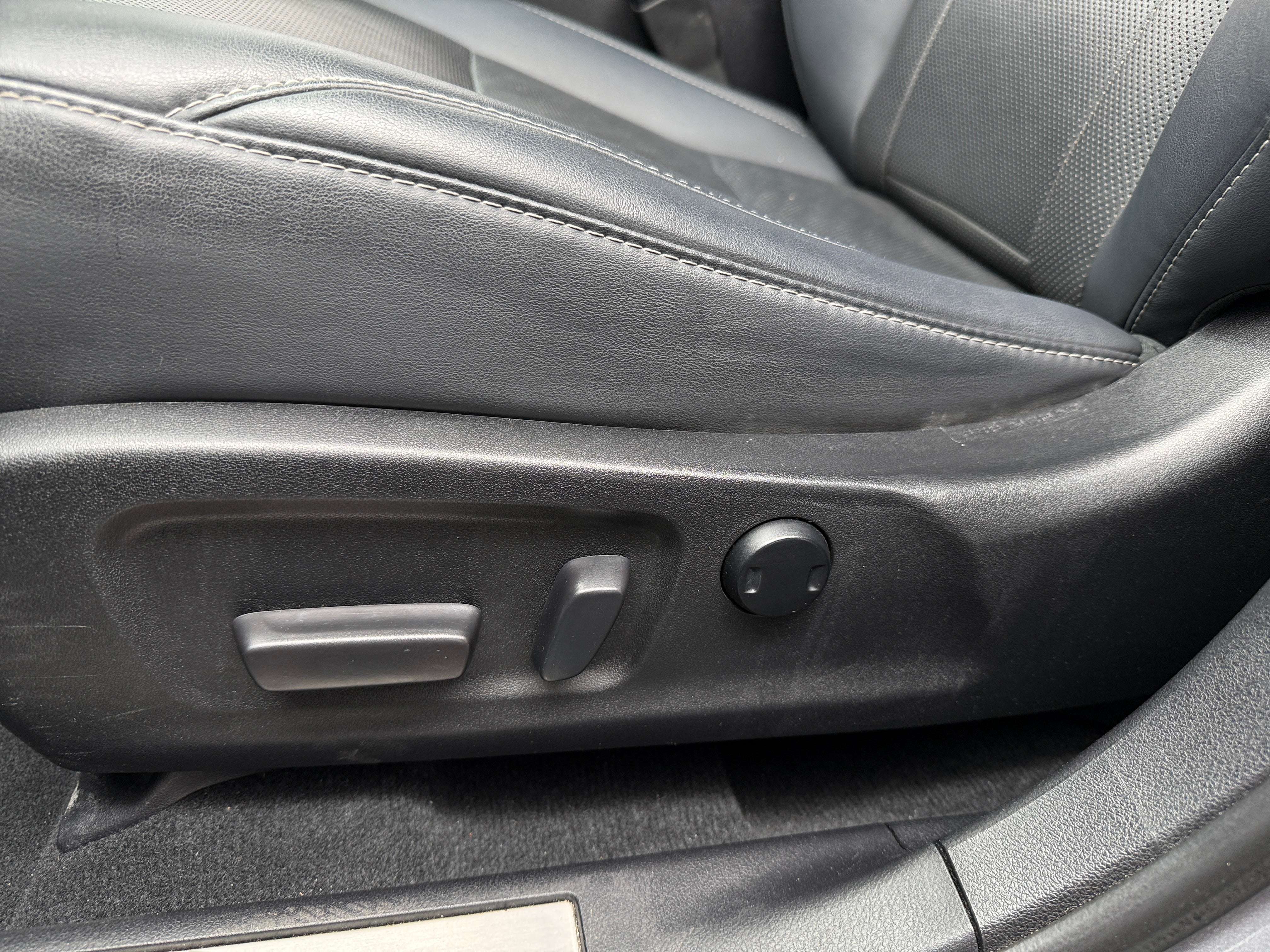 lexus rx hybrid 2021 2T2HGMDA9MC061427 image lexus rx hybrid 2021 2T2HGMDA9MC061427 image